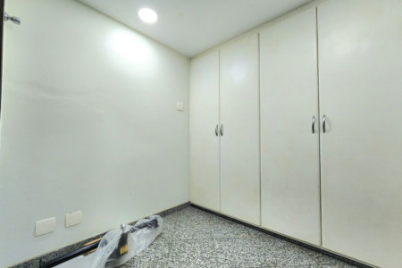 Apartamento Alto Padrão Frente Mar com 4 Dormitórios, 3 Suítes e 3 Vagas na Orla de Santos