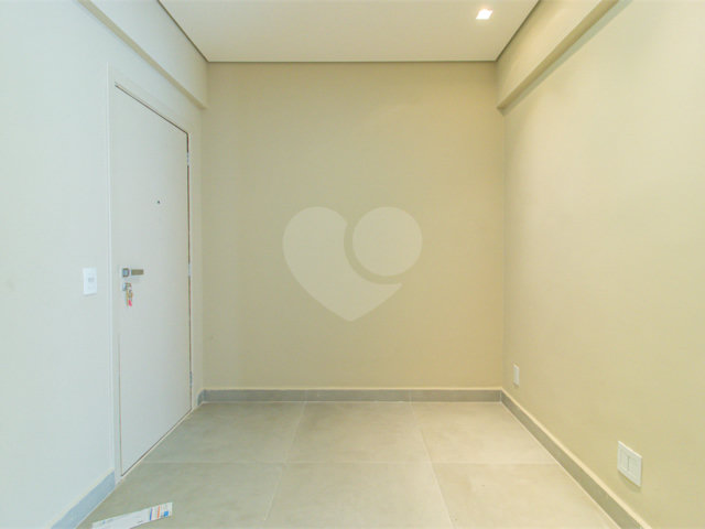 Apartamento à venda com 3 quartos, sendo 2 suítes,  em Bela Vista, São Paulo, SP