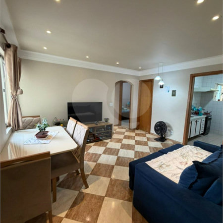 Apartamento à venda com 2 quartos em Parque Maria Domitila, São Paulo, SP