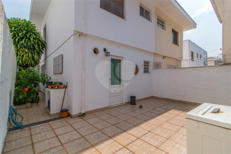 Casa à venda com 3 quartos, sendo 1 suíte, em Chácara Santo Antônio, São Paulo, SP