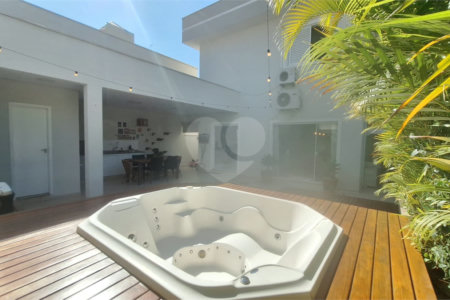 Casa à venda com 3 suítes no condomínio Residencial Villa dos Inglezes, Sorocaba - SP