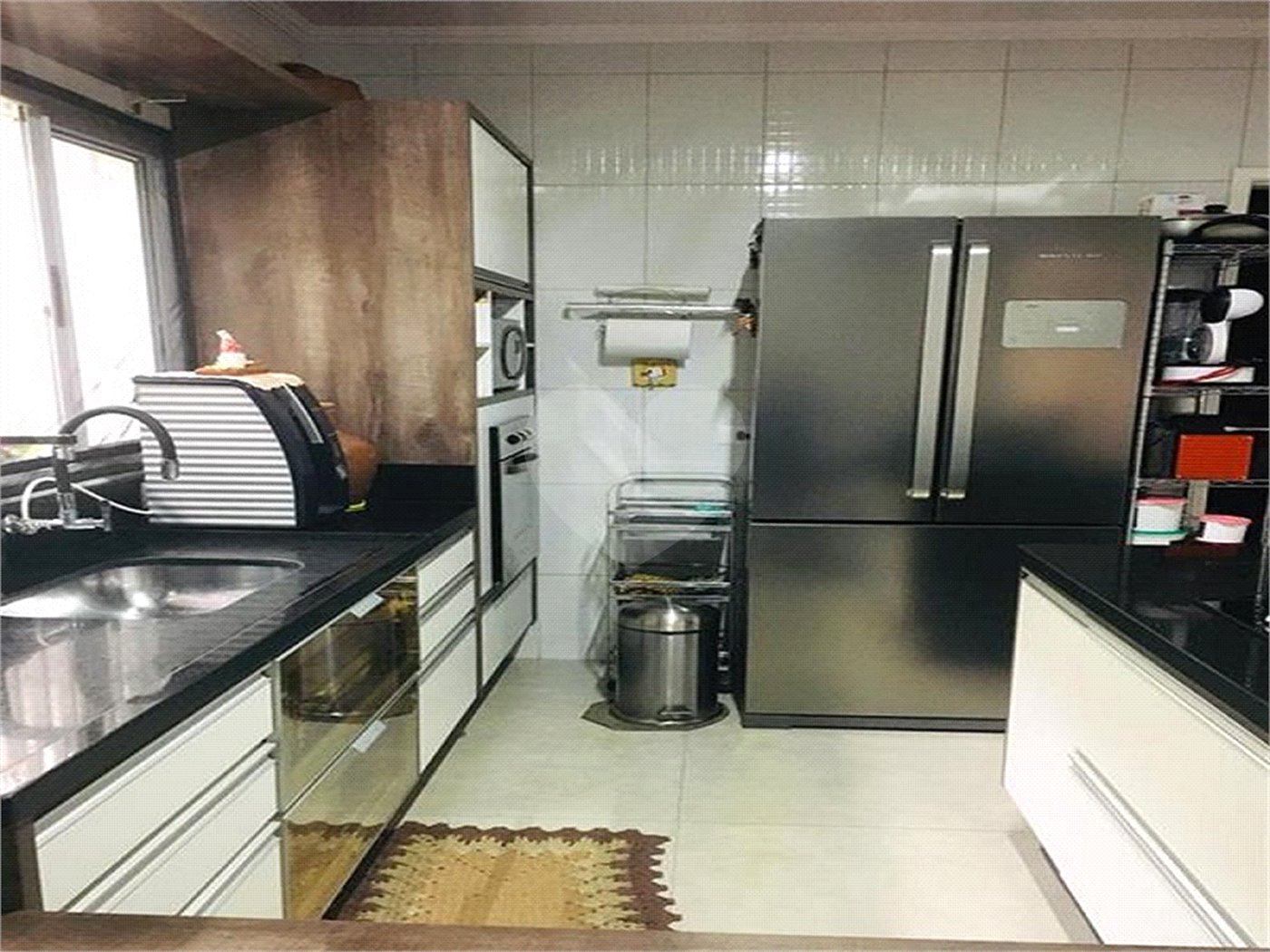 Casa à venda com 3 quartos, sendo 1 suíte, no condomínio 658, São Paulo - SP