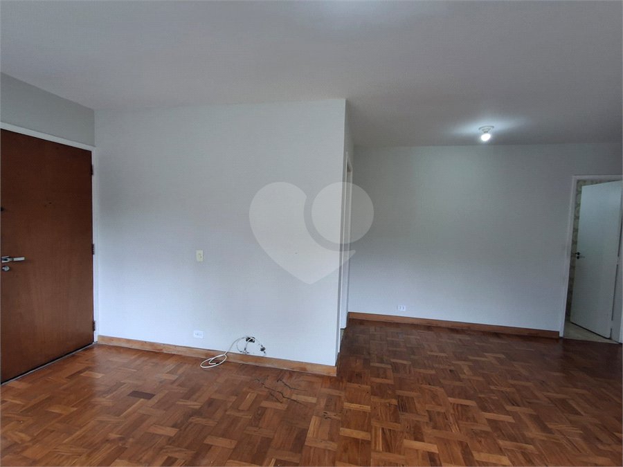 Apartamento à venda ou para alugar com 2 quartos, sendo 1 suíte,  em Indianópolis, São Paulo, SP