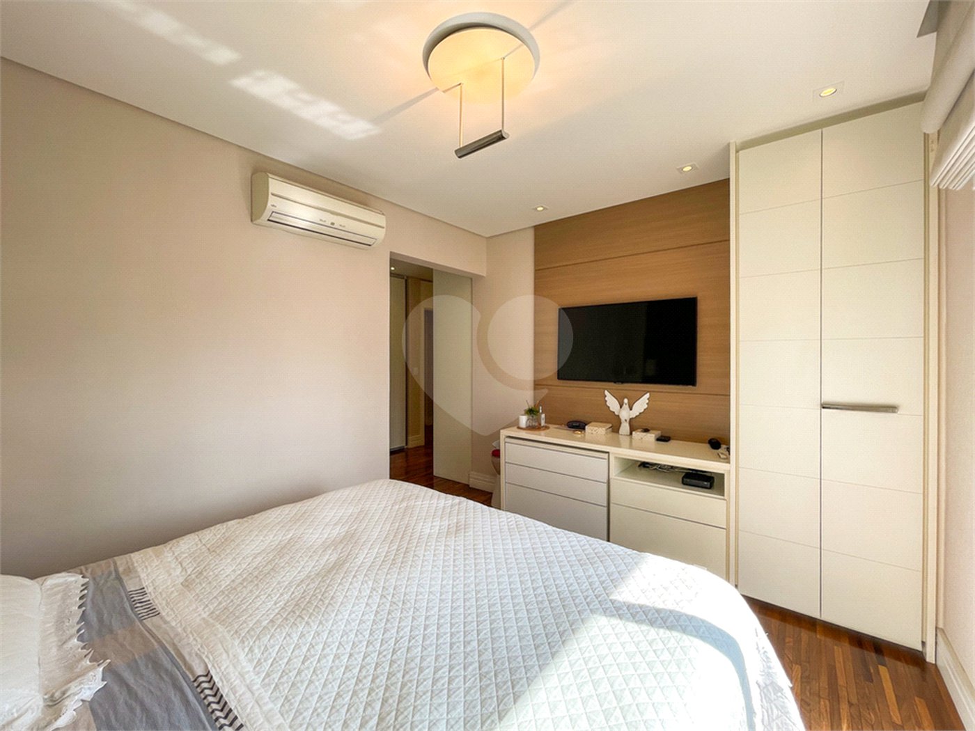 Apartamento à venda com 3 suítes em Perdizes, São Paulo, SP
