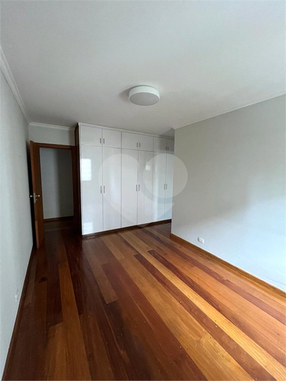 Apartamento à venda com 3 suítes em Aclimação, São Paulo, SP