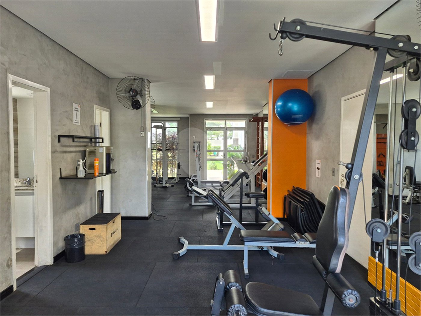 Apartamento à venda com 2 quartos em Vila Anastácio, São Paulo, SP