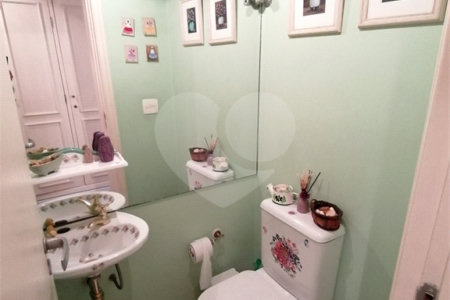 Apartamento à venda com 3 quartos, sendo 1 suíte, em Jardim Paulista, São Paulo, SP