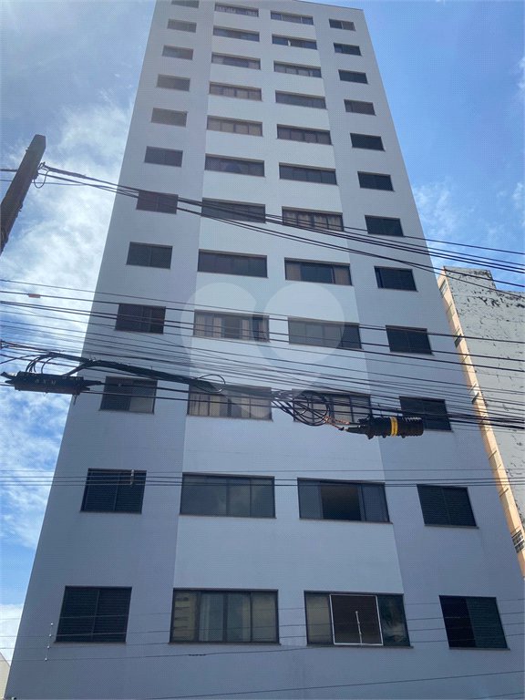 Apartamento à venda com 2 quartos no Centro, Araraquara, SP