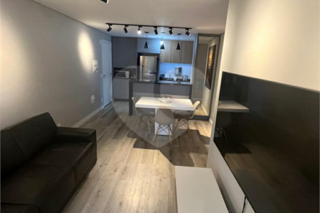 Apartamento à venda com 3 quartos, sendo 1 suíte, em Alto da Boa Vista, São Paulo, SP