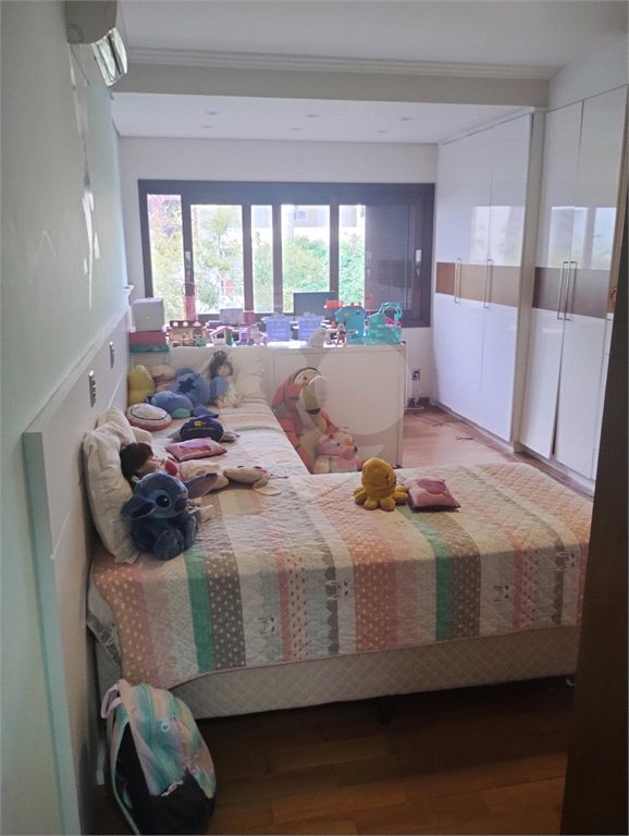 Casa à venda com 5 quartos, sendo 4 suítes, no condomínio Santa Teresa, Jundiaí - SP