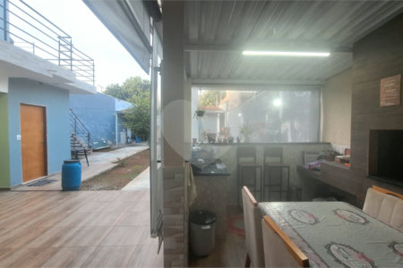 Casa à venda com 3 quartos, sendo 2 suítes, em Parque dos Eucaliptos, Sorocaba, SP