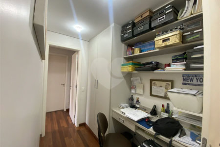 Apartamento à venda com 3 suítes em Santana, São Paulo, SP