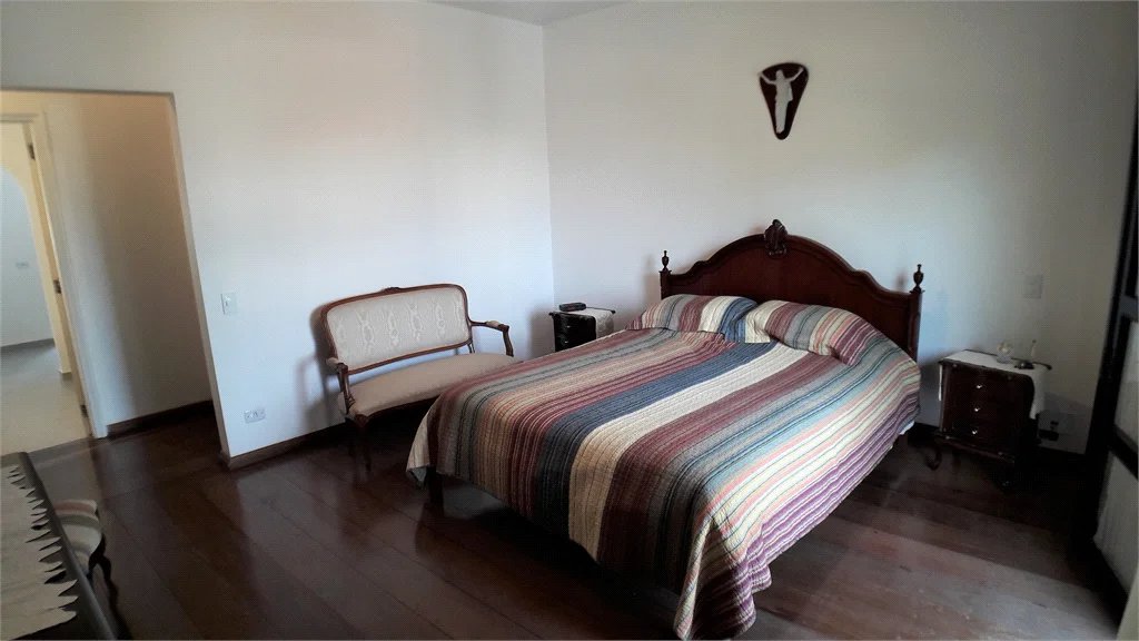 Casa Térrea à venda com 4 suítes em Brooklin Paulista, São Paulo, SP
