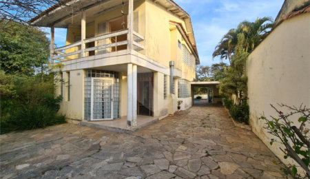 Casa à venda com 3 quartos, sendo 1 suíte,  no Centro, Araçoiaba da Serra, SP