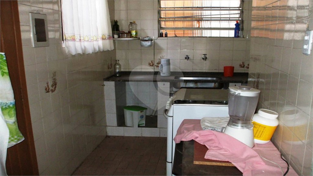 Sobrado à venda com 3 quartos em Chora Menino, São Paulo, SP