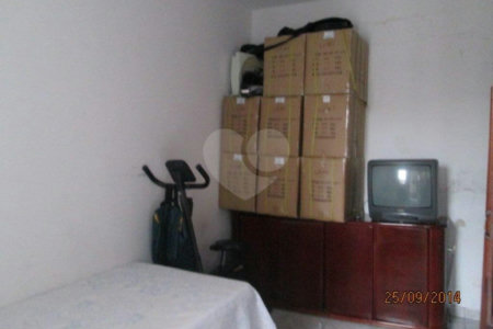 Sobrado à venda com 3 quartos, sendo 1 suíte,  em Vila Medeiros, São Paulo, SP