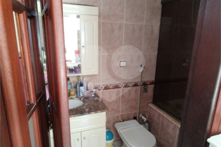 Casa à venda com 3 quartos, sendo 1 suíte, em Vila Santana, Sorocaba, SP