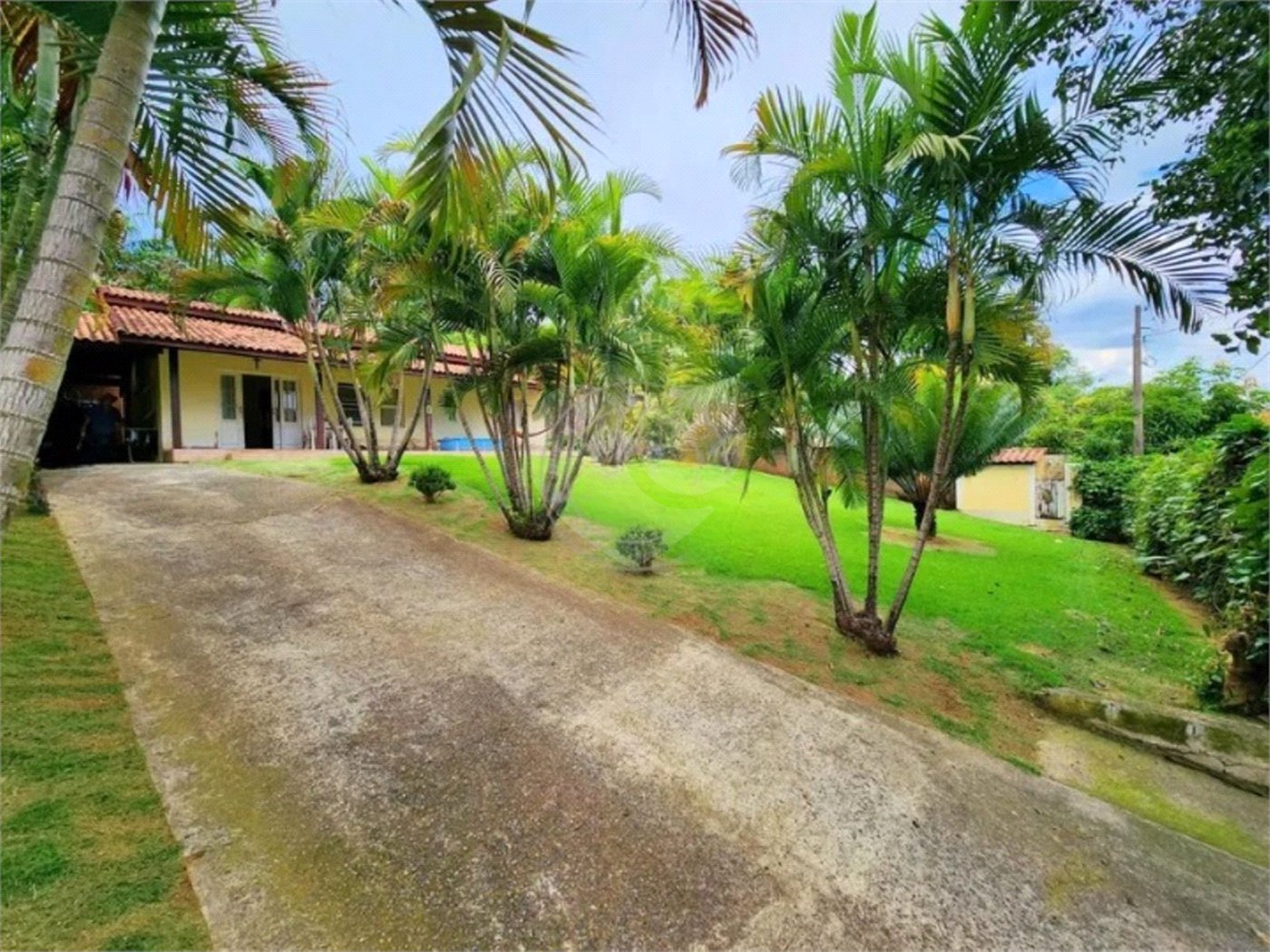 Casa à venda com 3 quartos, sendo 1 suíte, em Vista Alegre, Vinhedo, SP