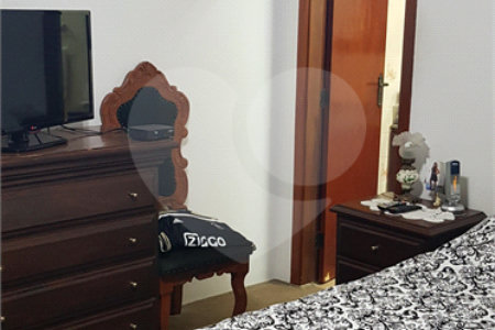 Sobrado à venda com 3 quartos, sendo 2 suítes, em Vila Gustavo, São Paulo, SP