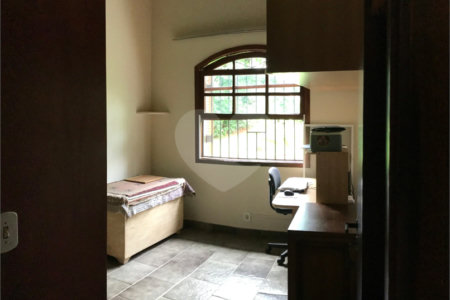 Casa à venda com 5 quartos, sendo 3 suítes, em Recanto das Flores, Indaiatuba, SP