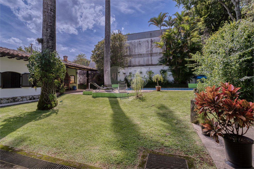 Casa Térrea à venda com 4 suítes em Alto da Boa Vista, São Paulo, SP