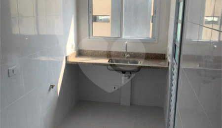 Apartamento à venda com 2 quartos, sendo 1 suíte,  em Vila Galvão, Guarulhos, SP