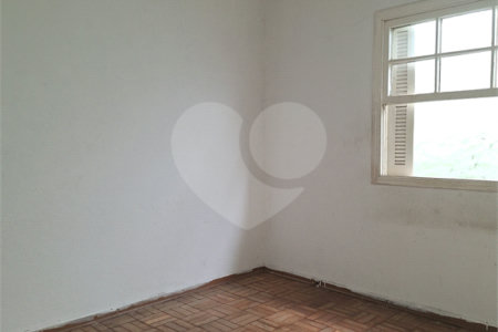 Sobrado à venda com 4 quartos em Vila Medeiros, São Paulo, SP