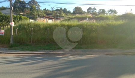 Terreno à venda com 1 quarto no Centro, Nazaré Paulista, SP
