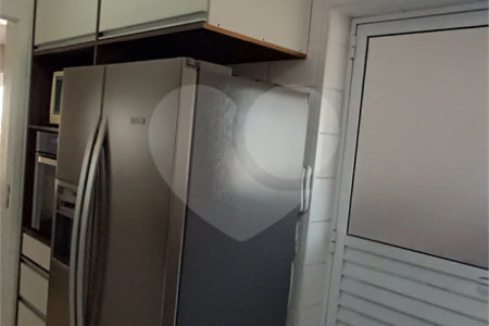 Apartamento à venda com 3 quartos, sendo 1 suíte, em Vila Leonor, Guarulhos, SP