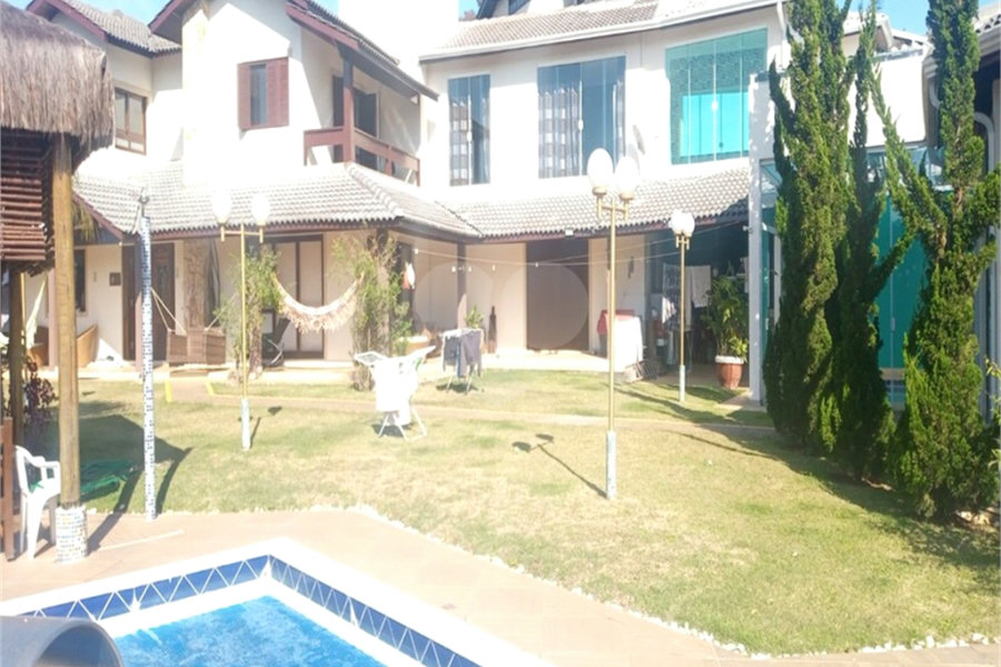 Casa à venda com 5 suítes em Serra da Cantareira, Mairiporã, SP