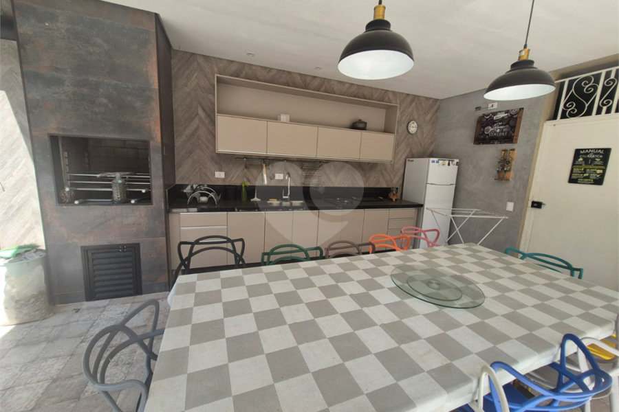 Casa à venda ou para alugar com 3 suítes no condomínio Sausalito, Mairiporã - SP