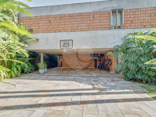 Sobrado à venda com 4 suítes em Alto da Boa Vista, São Paulo, SP