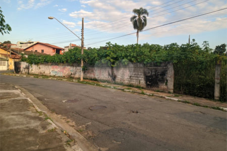 Terreno à venda em Parque Santa Rosa, Suzano, SP