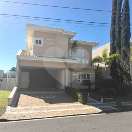 Casa à venda com 3 suítes no condomínio Portal do Jequitibá, Valinhos - SP