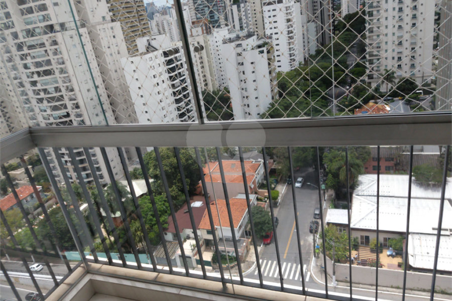 Apartamento para alugar com 2 quartos, sendo 1 suíte, em Campo Belo, São Paulo, SP