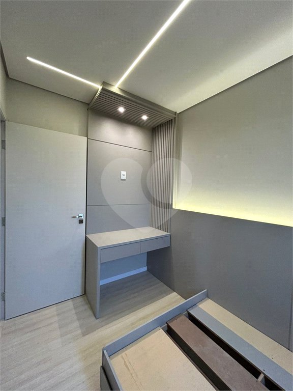 Apartamento à venda com 3 quartos, sendo 1 suíte, em Jardim Sontag, Salto, SP