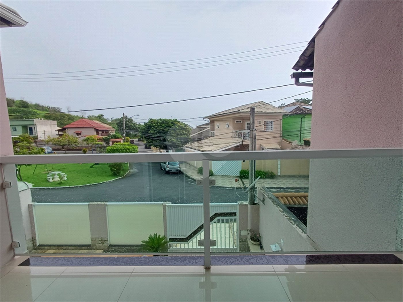 Casa à venda com 3 quartos, sendo 2 suítes, no condomínio Village da Posse, Rio de Janeiro - RJ