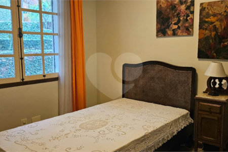 Casa à venda com 4 quartos, sendo 3 suítes, em João Fernandes, Armação dos Búzios, RJ