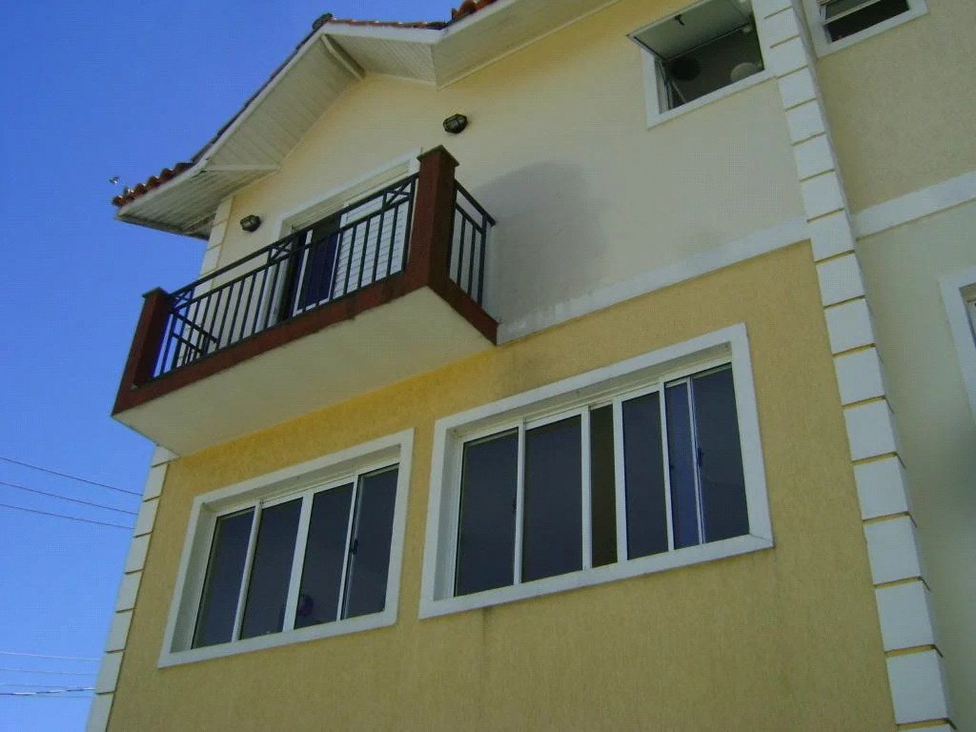 Casa à venda com 3 quartos, sendo 1 suíte, no condomínio Res Green Ville, São Paulo - SP