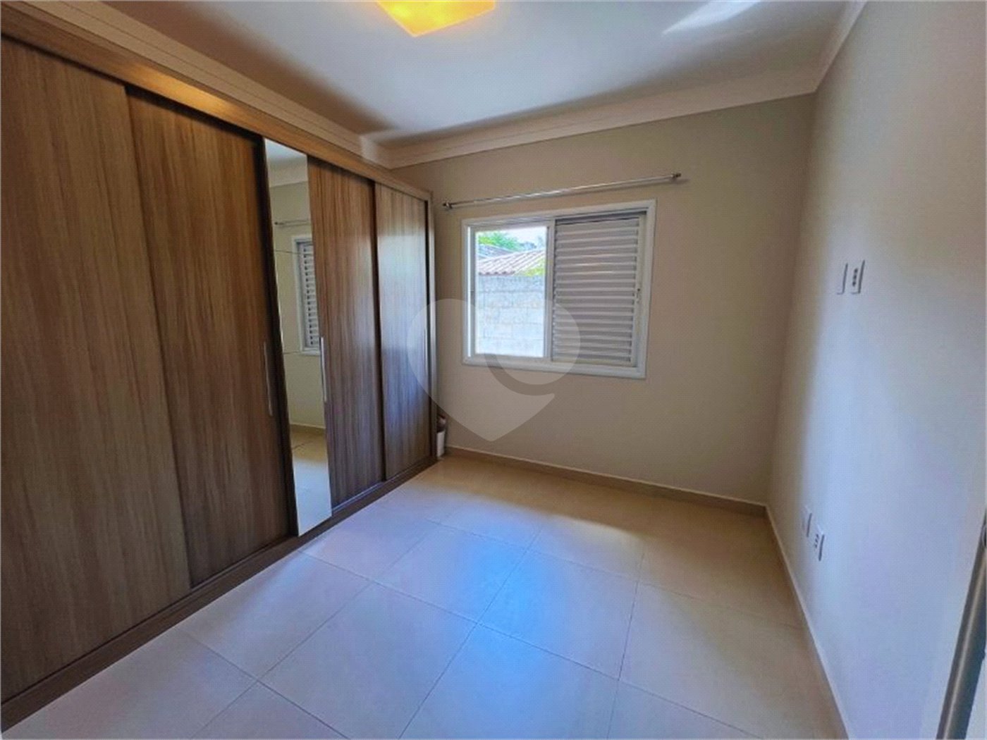 Apresento essa belíssima casa no Condomínio Delle Stelle - Louveira SP