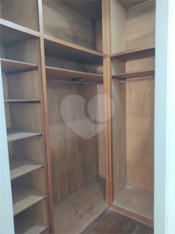 Casa à venda com 4 suítes no condomínio Estância Marambaia, Vinhedo - SP