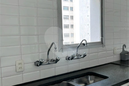 Apartamento à venda com 3 suítes em Aclimação, São Paulo, SP