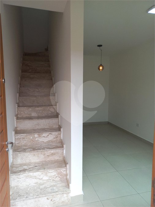 Casa à venda com 2 suítes no condomínio martinha, São Paulo - SP