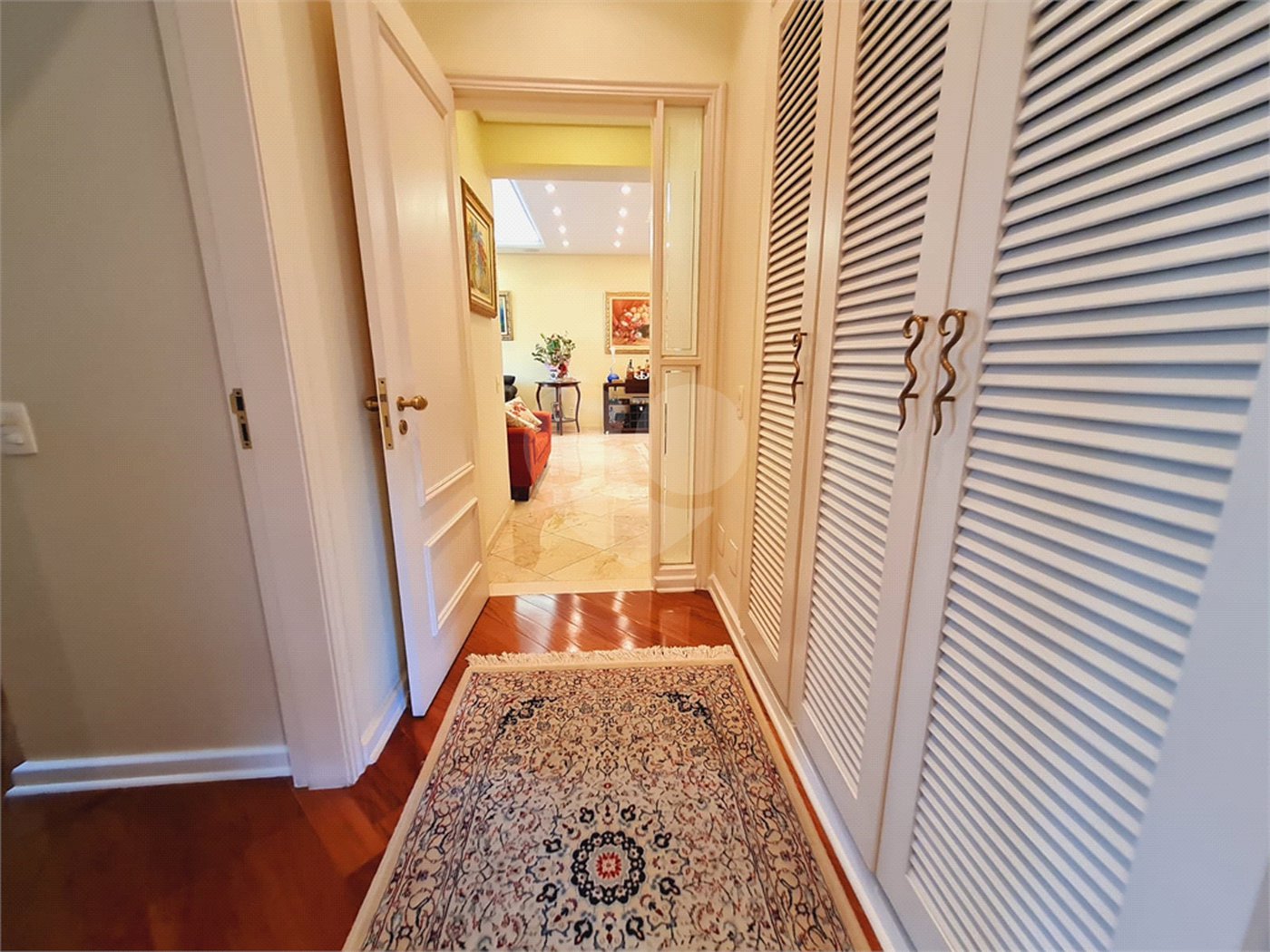Apartamento à venda com 3 quartos, sendo 1 suíte, em Higienópolis, São Paulo, SP