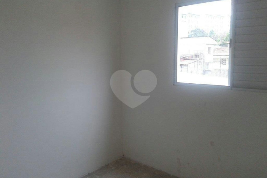 Casa à venda com 2 quartos no condomínio Villaggio Dona Regina, São Paulo - SP