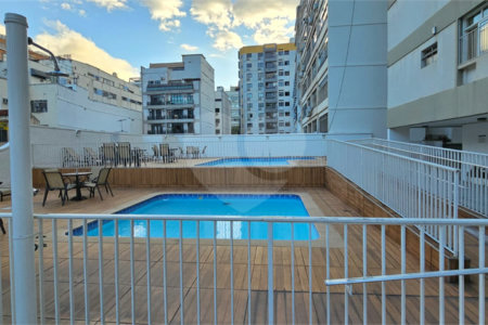 Apartamento à venda com 2 quartos, sendo 1 suíte,  em Tijuca, Rio de Janeiro, RJ