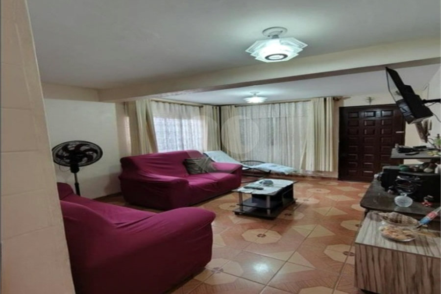 Sobrado à venda com 3 quartos em Vila Nova Cachoeirinha, São Paulo, SP