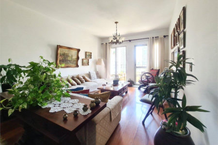 Apartamento à venda com 3 quartos, sendo 1 suíte, em Jardim das Acácias, São Paulo, SP