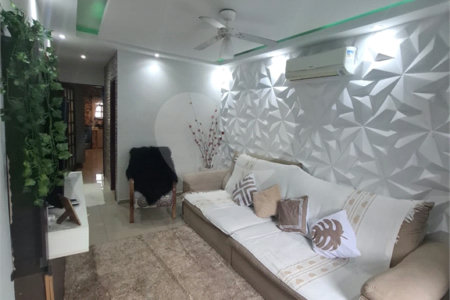 Casa Térrea à venda com 2 quartos, sendo 1 suíte, em Campo Grande, Rio de Janeiro, RJ