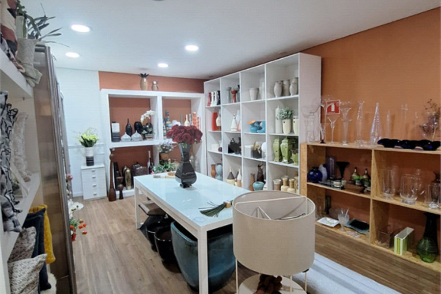 Prédio à venda em Santana, São Paulo, SP